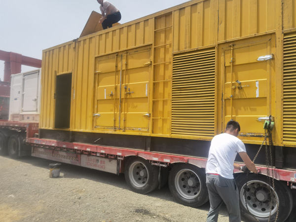 扬中除了负载情况和发动机维护,还有哪些因素会影响 200kw 柴油发电机的油耗?