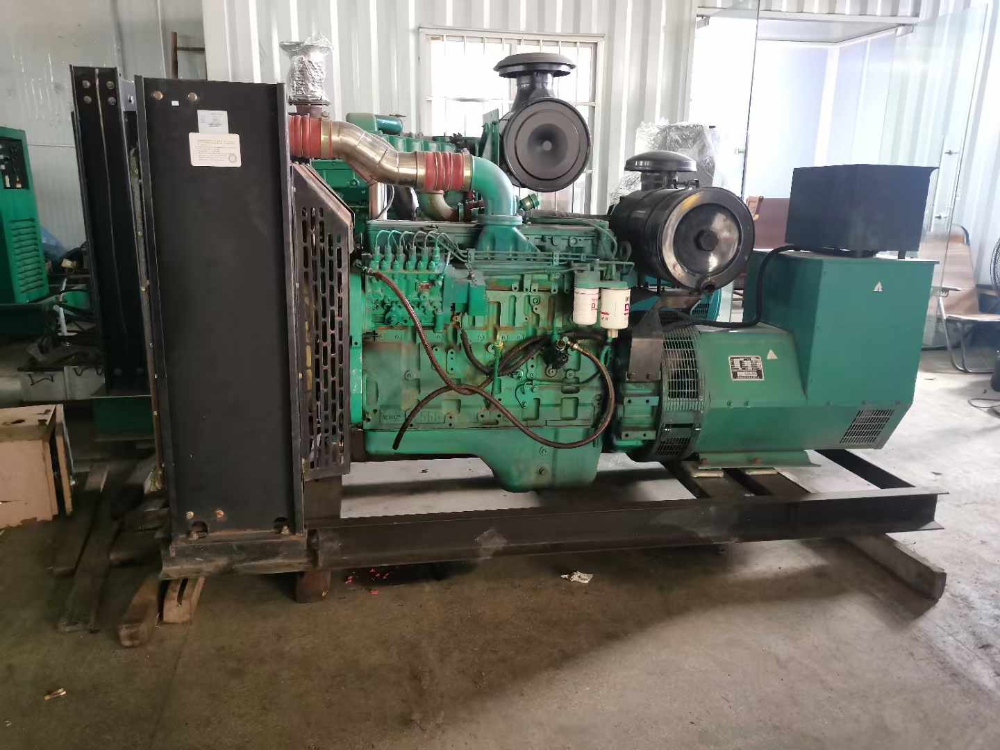 扬中发电机租赁如何确定电缆的承载电流是否在安全范围内?